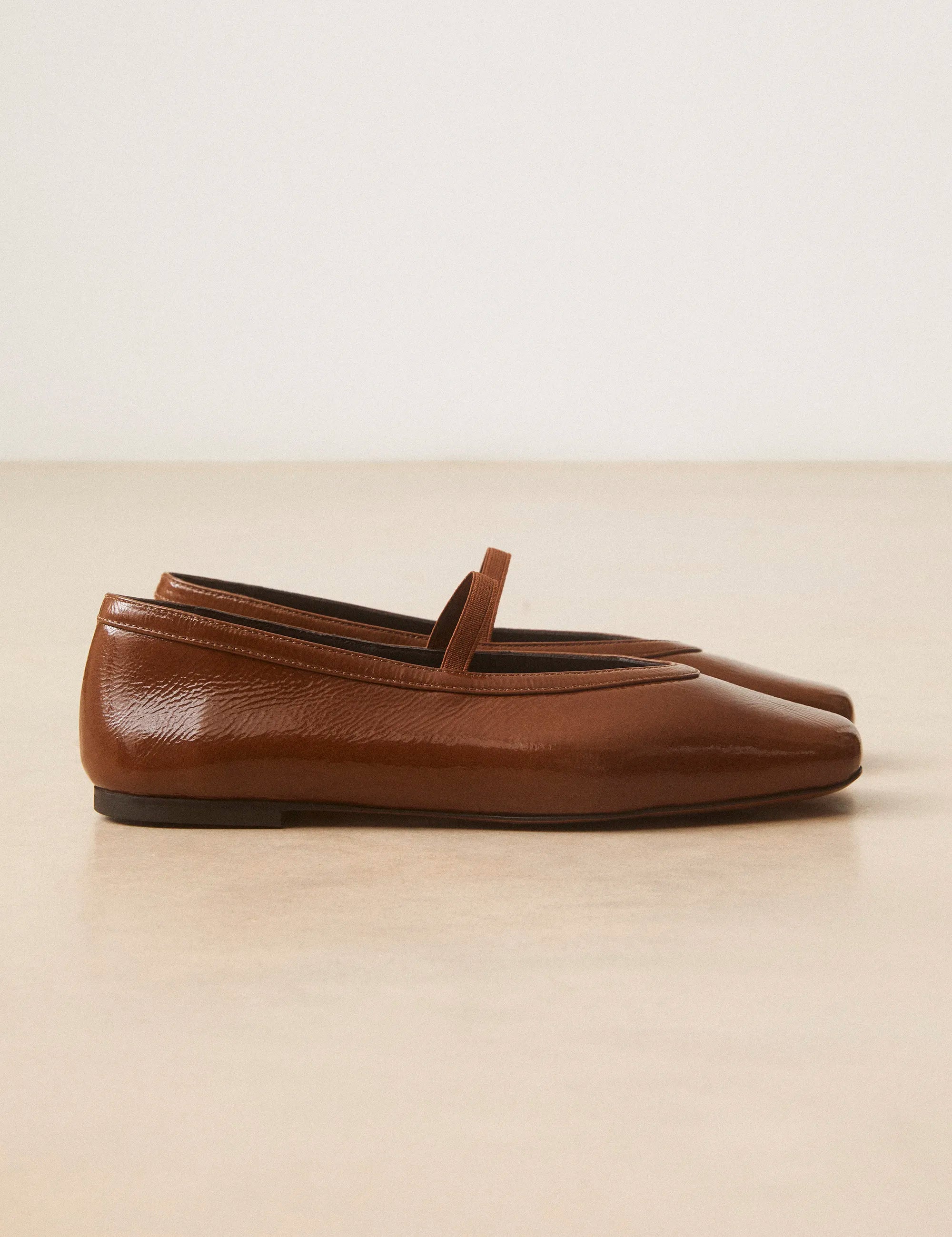 Ballerines Cuir Vernis Brun - Numéro 136 - Rivecour