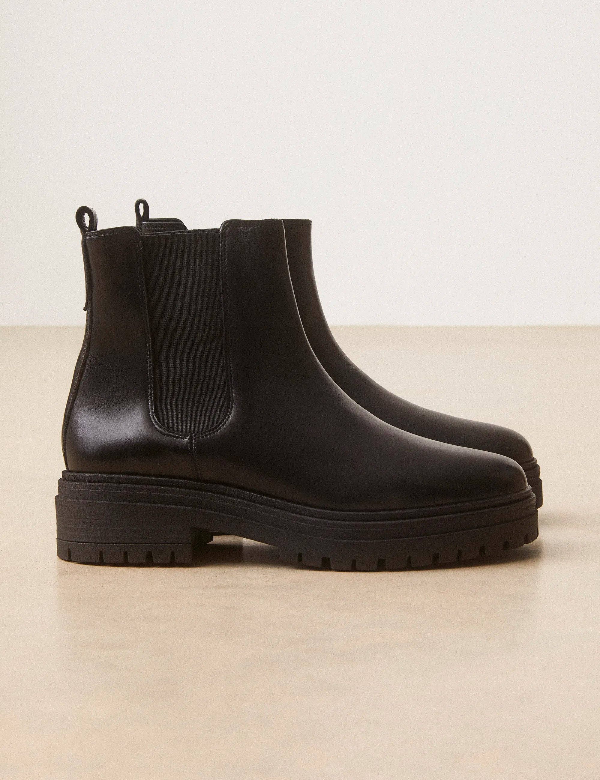 Bottines Plates Cuir Noir - Numéro 301 - Rivecour