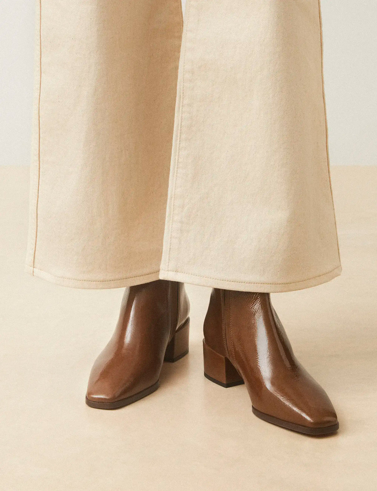 Bottines À Talons Cuir Vernis Brun - Numéro 406 - Rivecour