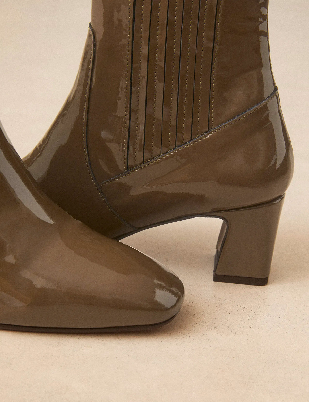 Bottines À Talons Cuir Vernis Kaki - Numéro 522 - Rivecour