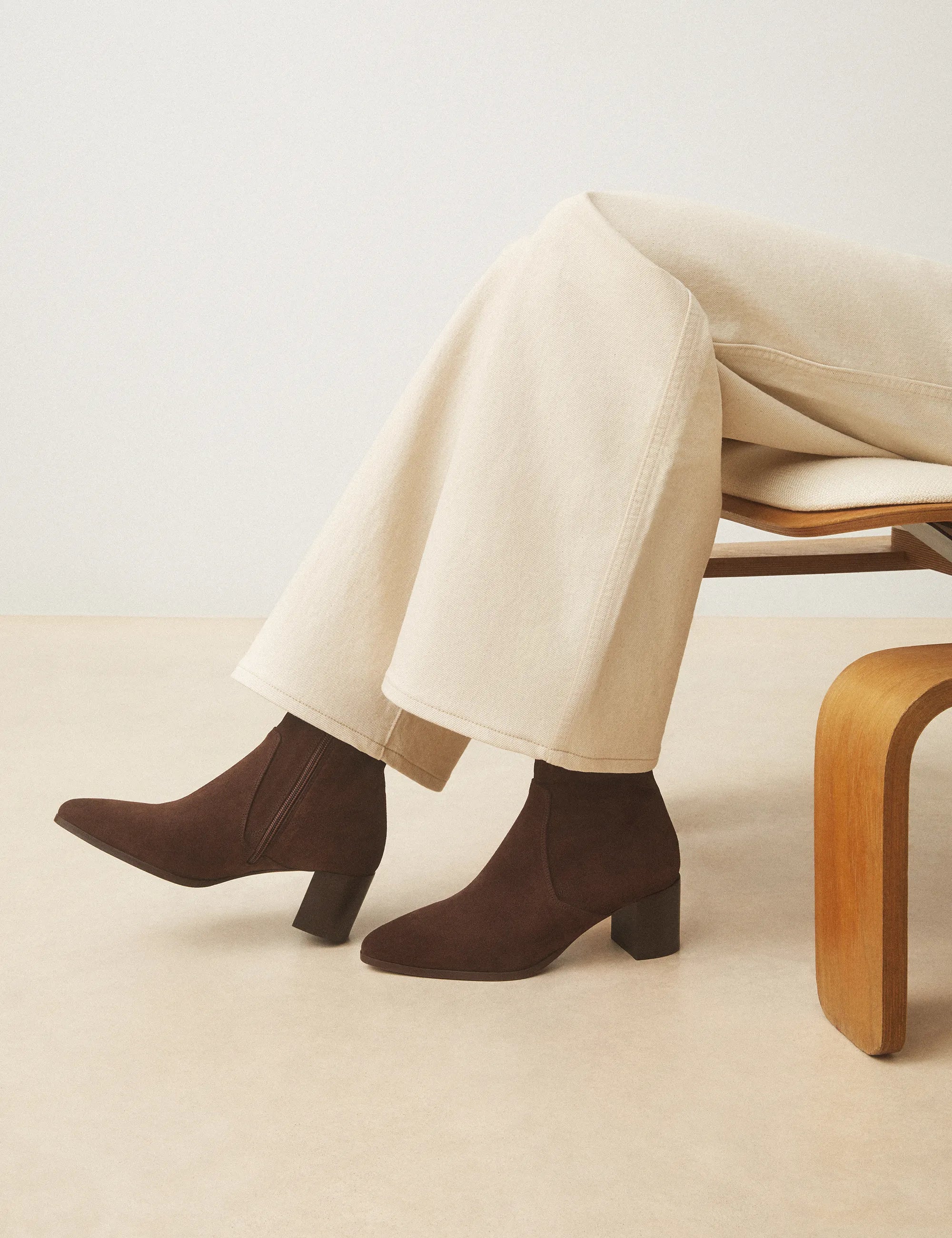 Bottines À Talons Suède Marron Chocolat - Numéro 556 - Rivecour