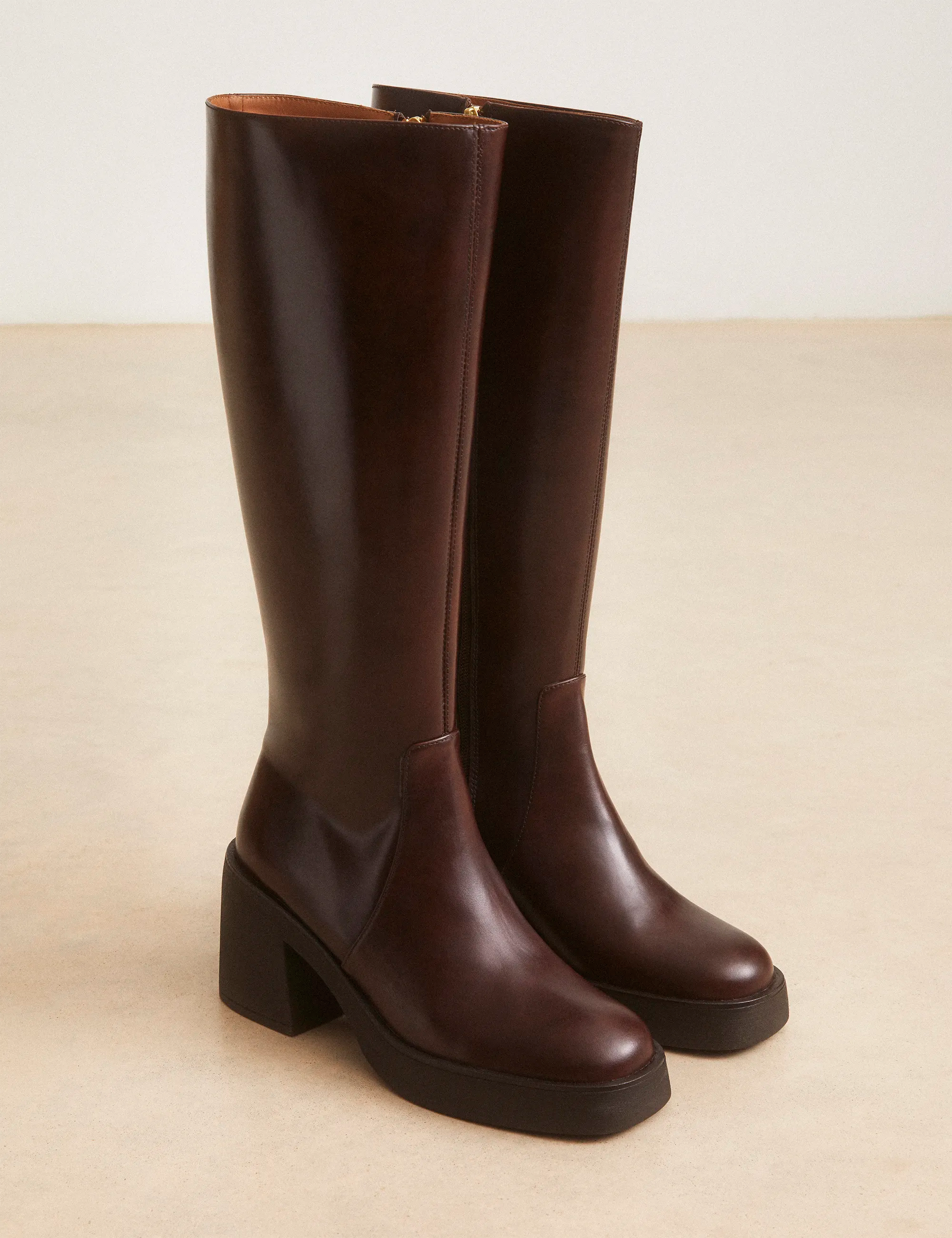 Bottes Cuir Marron Chocolat - Numéro 589 - Rivecour