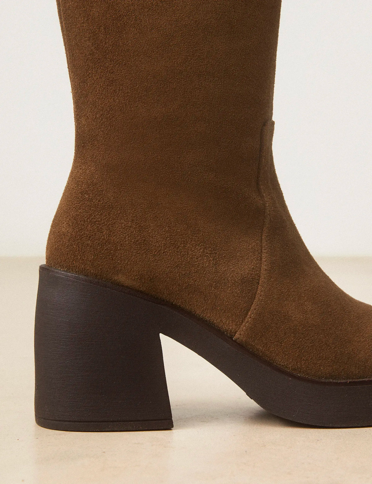 Bottes Suède Brun - Numéro 589 - Rivecour