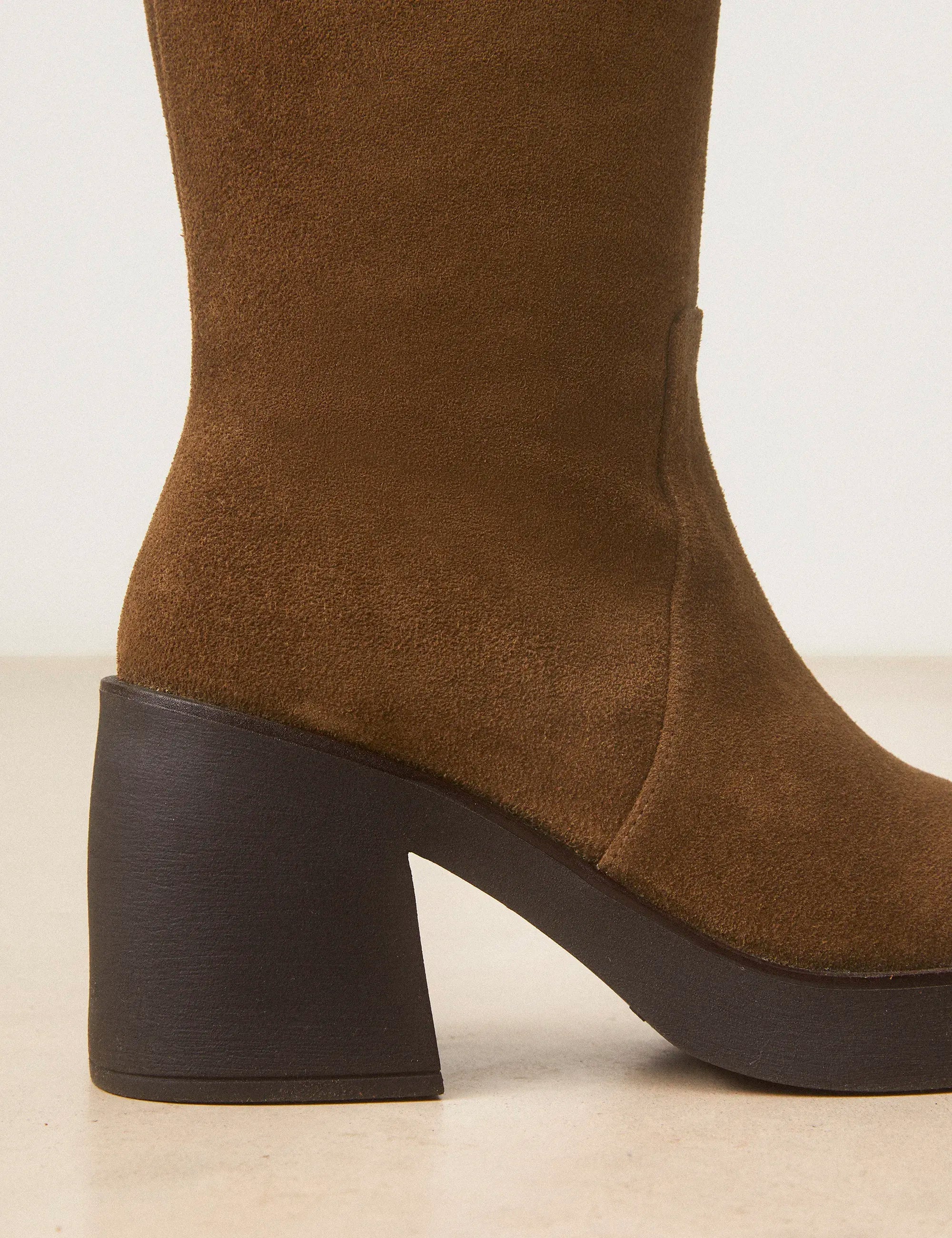 Bottes Suède Brun - Numéro 589 - Rivecour