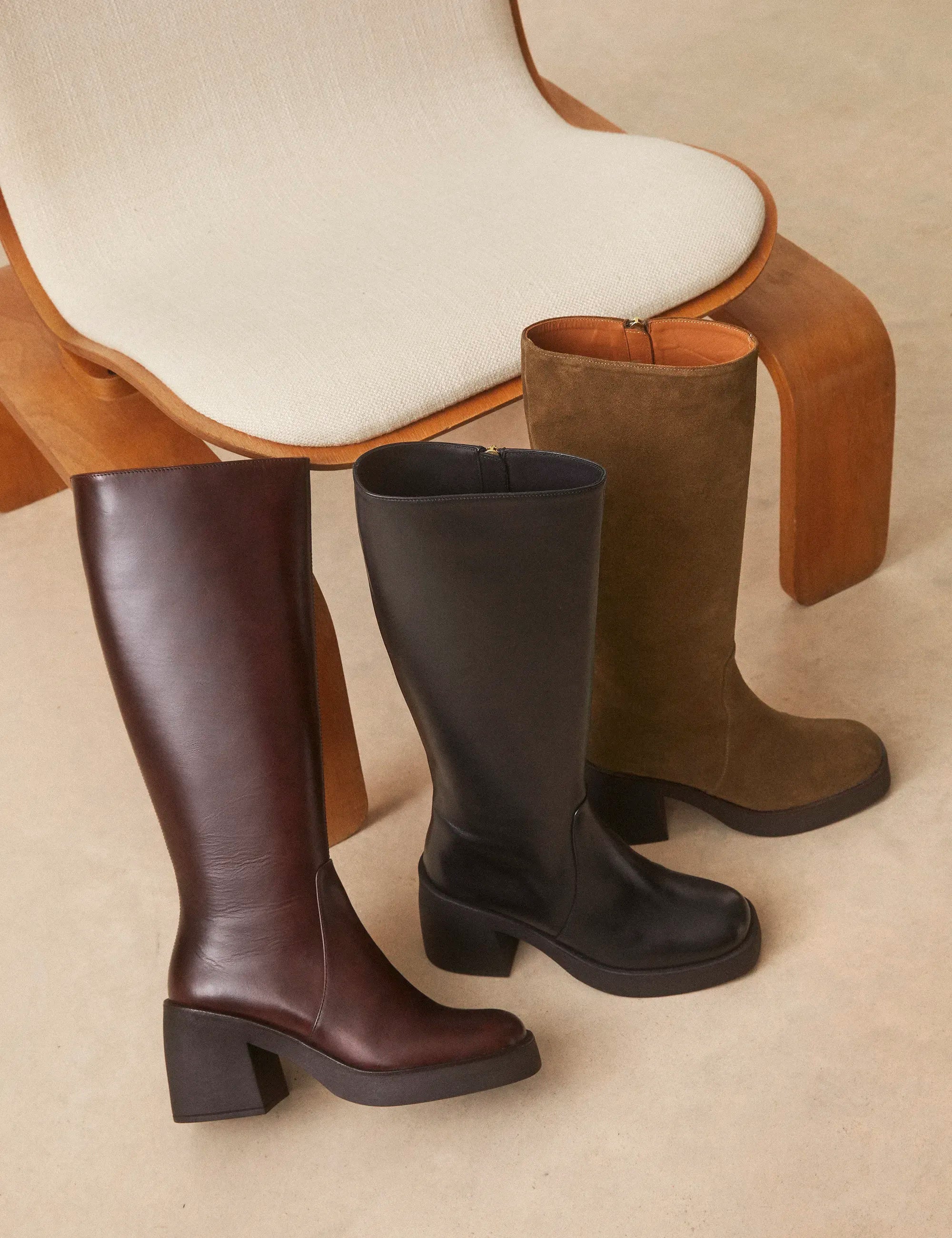 Bottes Cuir Noir - Numéro 589 - Rivecour