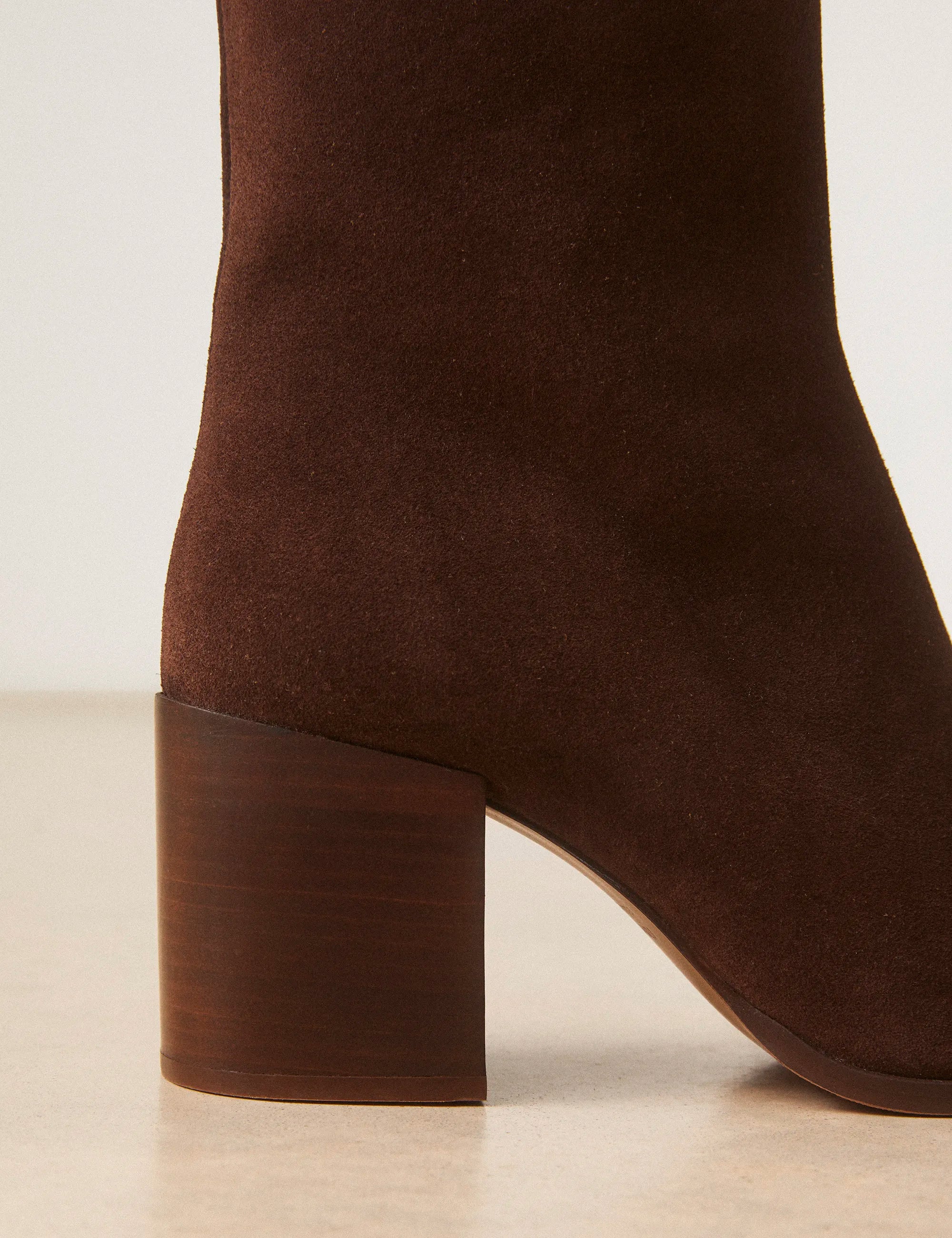 Bottines À Talons Suède Marron Chocolat - Numéro 670 - Rivecour