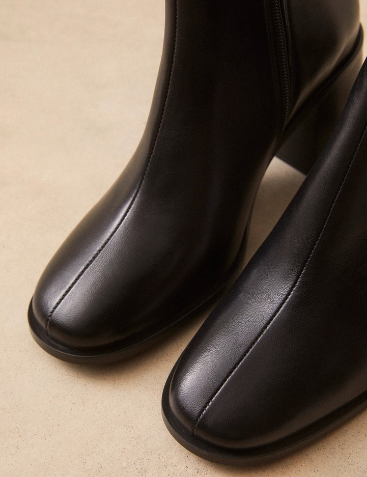 Bottines À Talons Cuir Noir - Numéro 707 - Rivecour