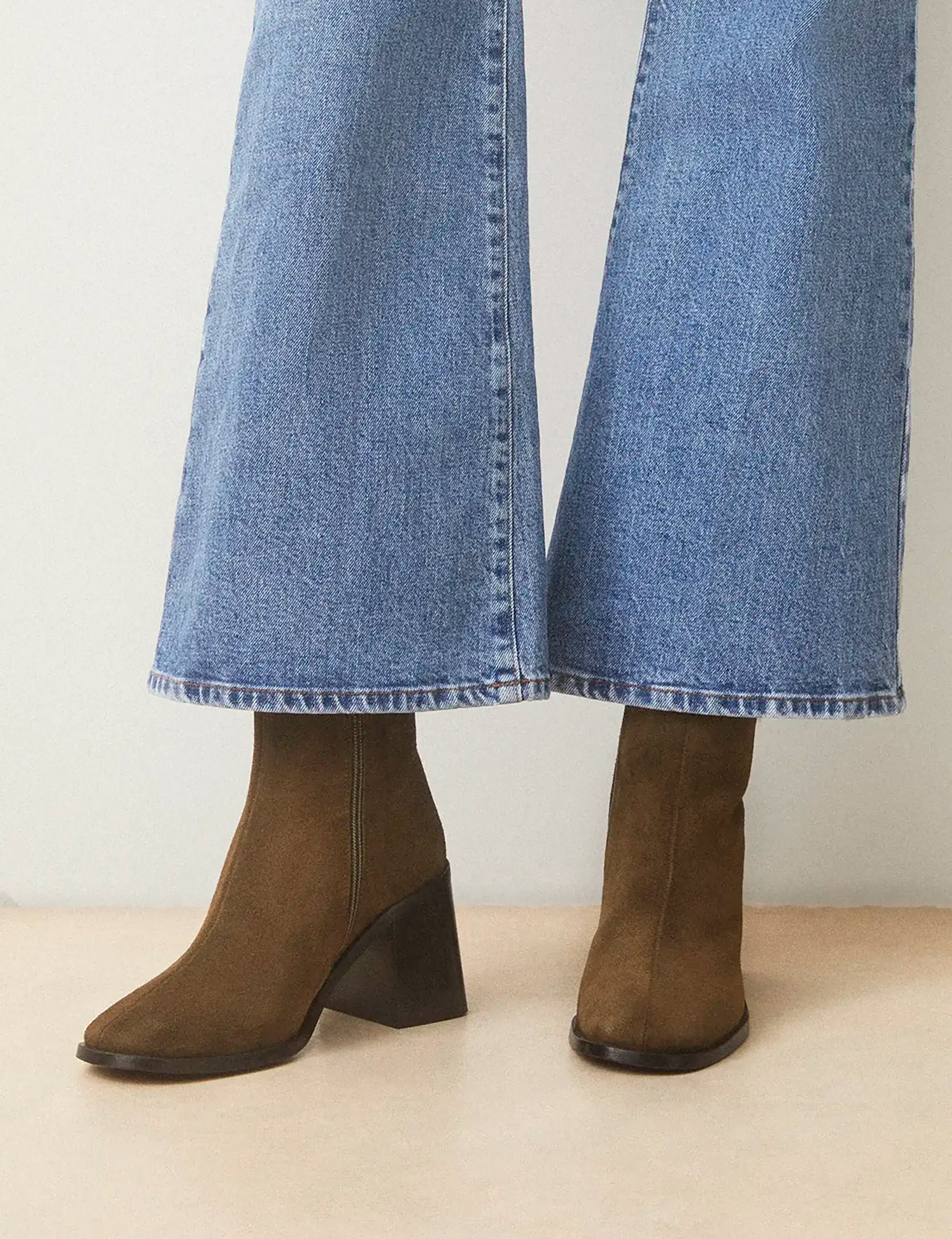 Bottines À Talons Suède Kaki - Numéro 707 - Rivecour