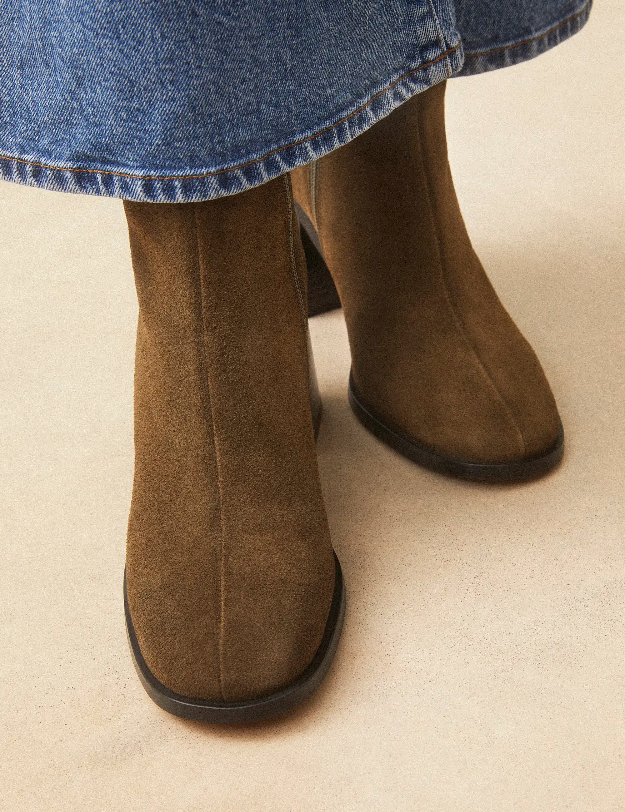 Bottines À Talons Suède Kaki - Numéro 707 - Rivecour