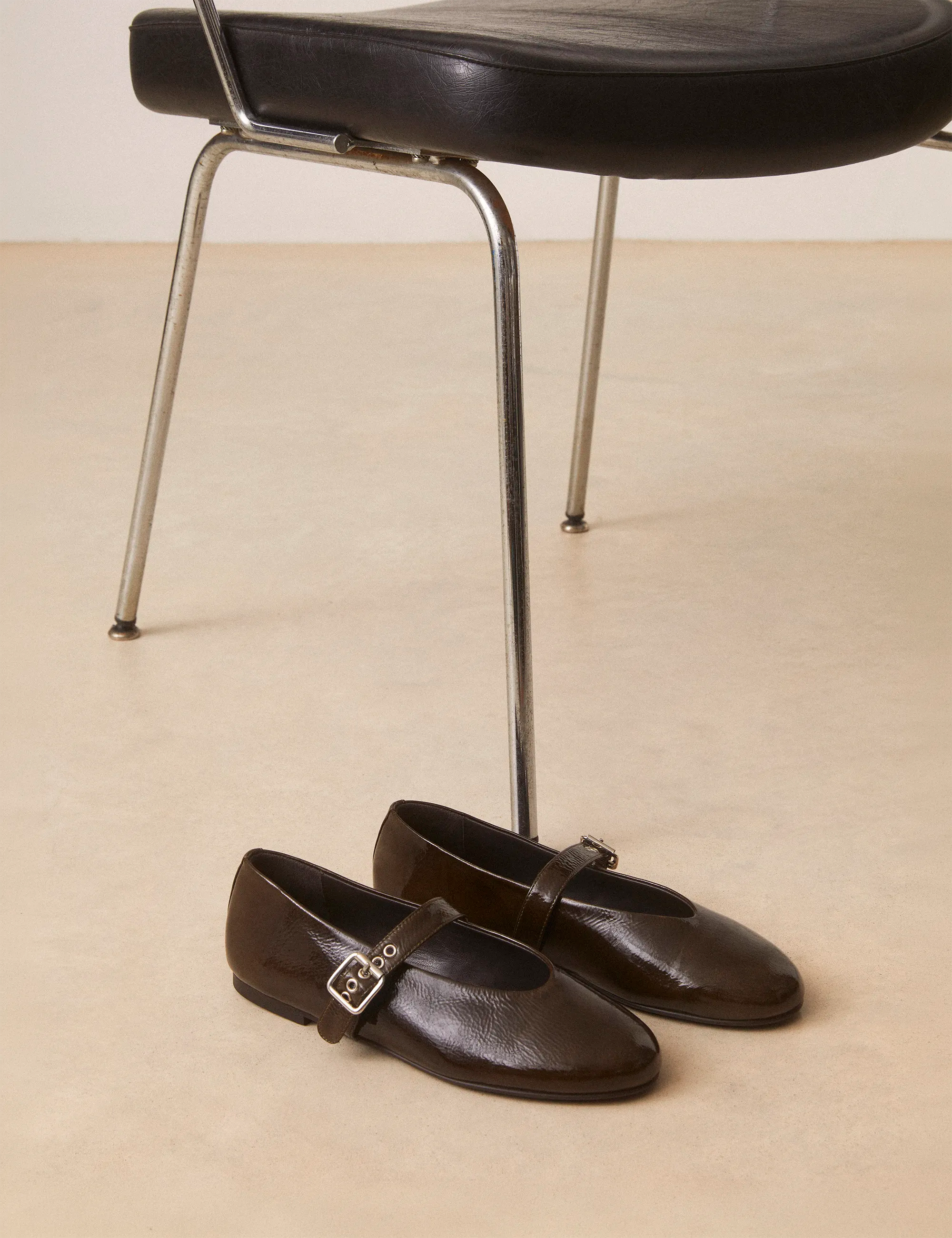 Babies Cuir Vernis Kaki - Numéro 140 - Rivecour