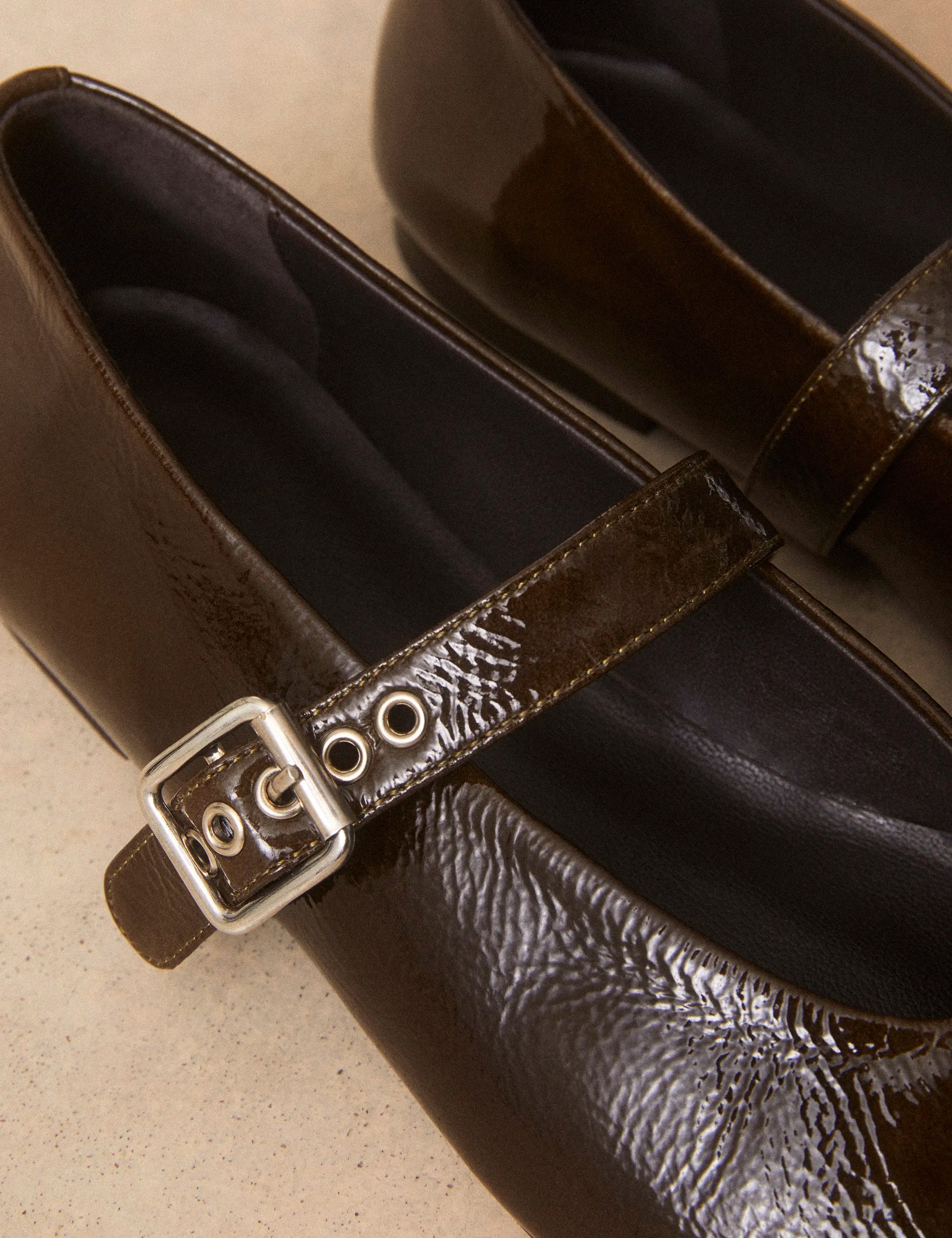 Babies Cuir Vernis Kaki - Numéro 140 - Rivecour