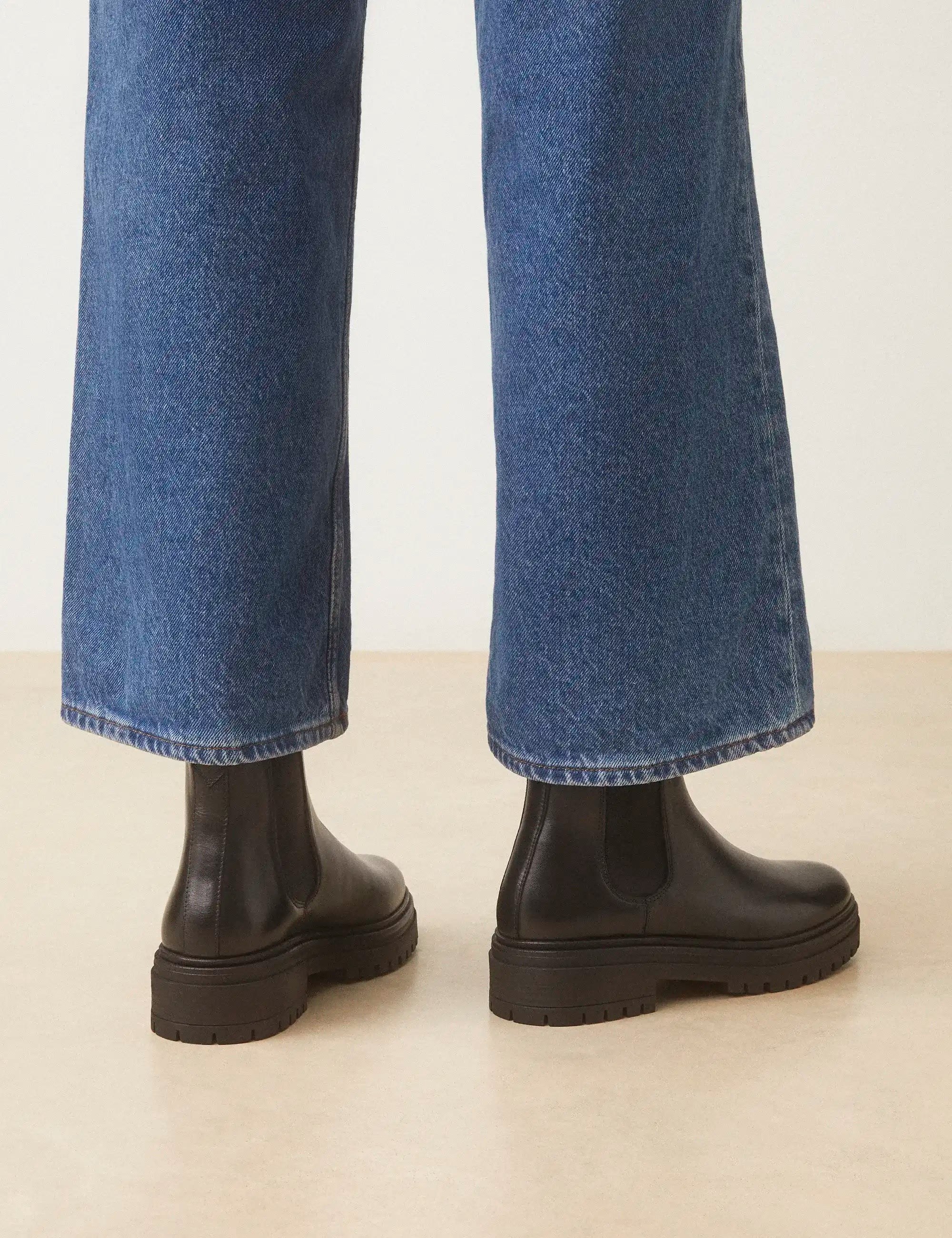 Bottines Plates Cuir Noir - Numéro 301 - Rivecour