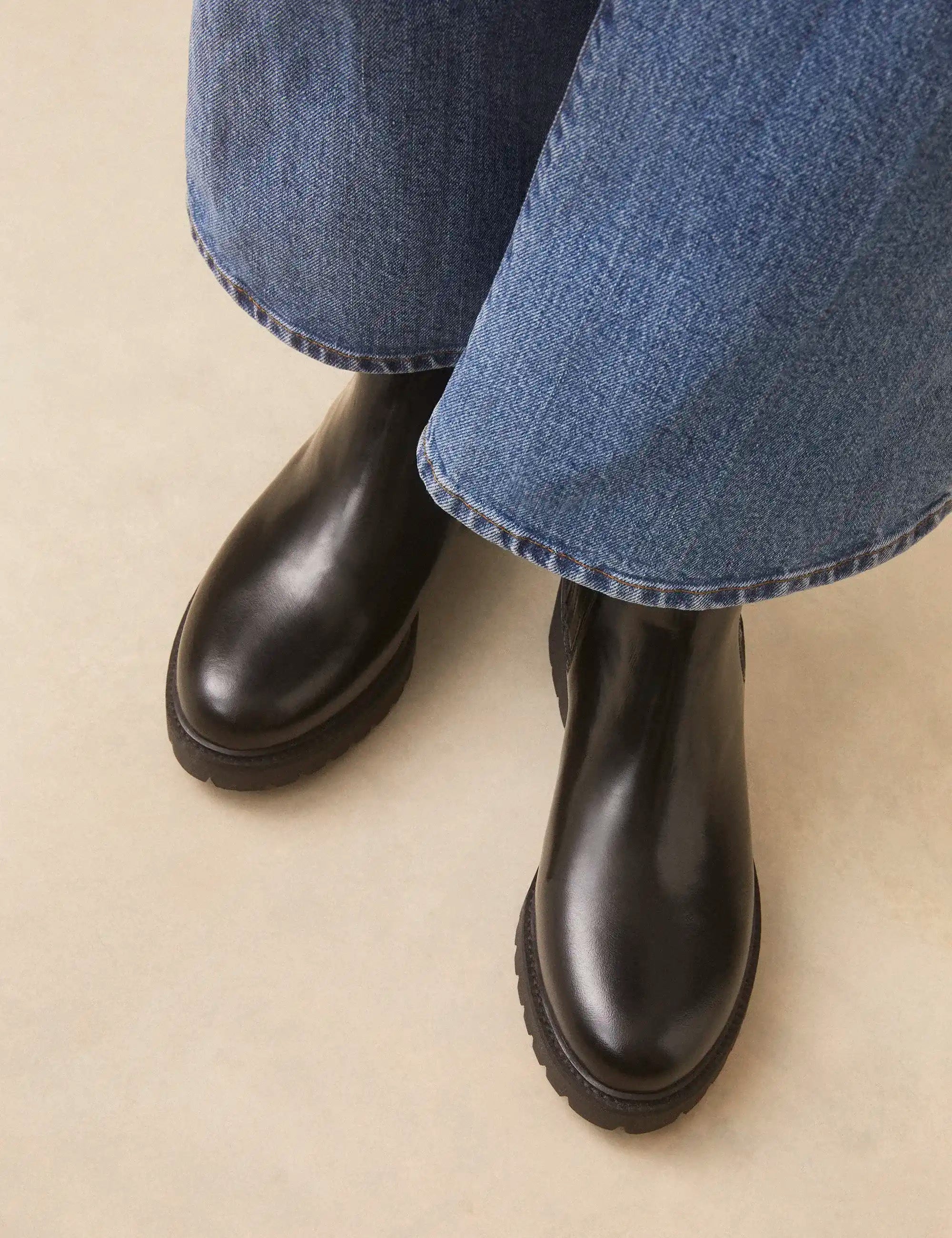 Bottines Plates Cuir Glacé Noir - Numéro 305 - Rivecour