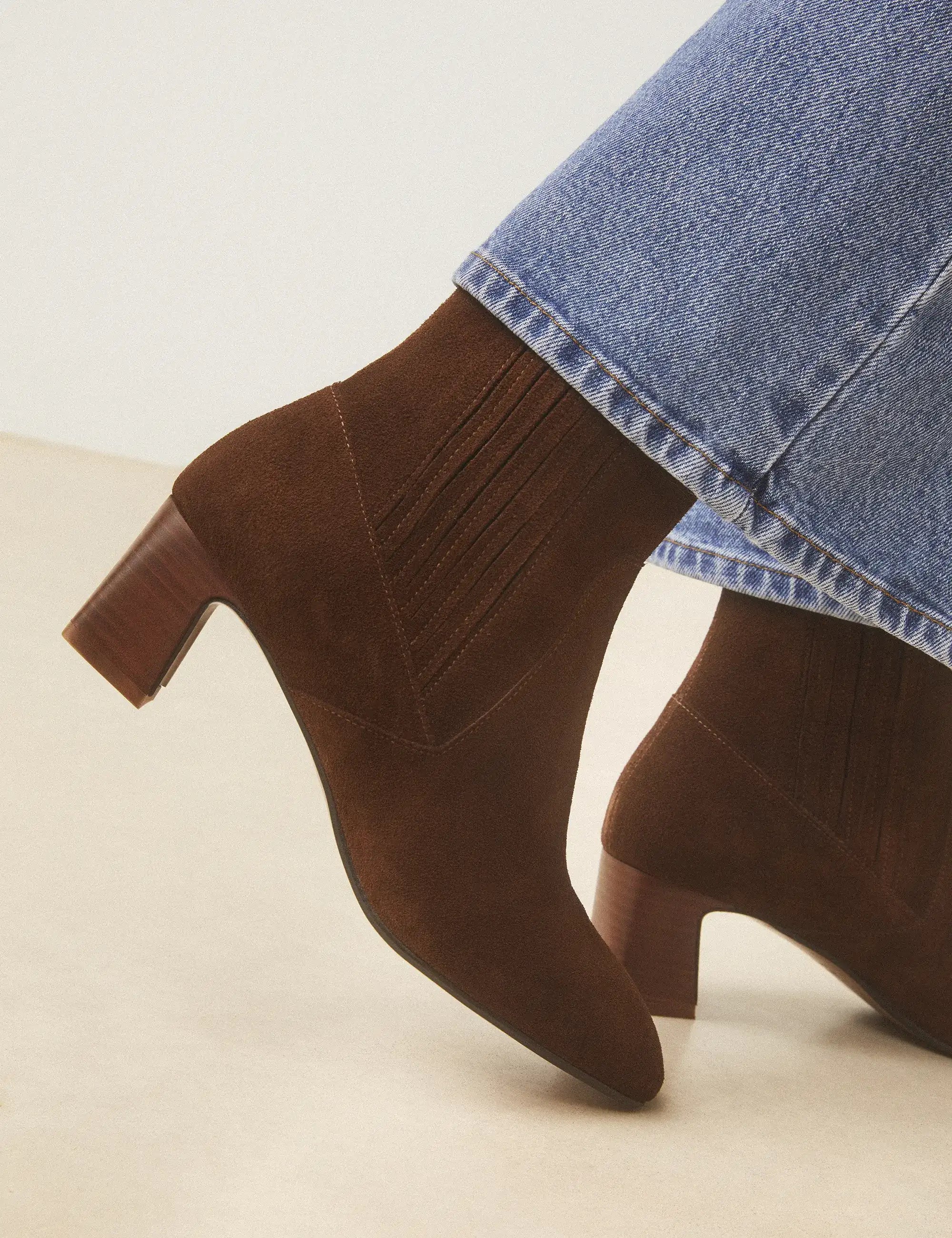 Bottines À Talons Suède Noisette - Numéro 522 - Rivecour