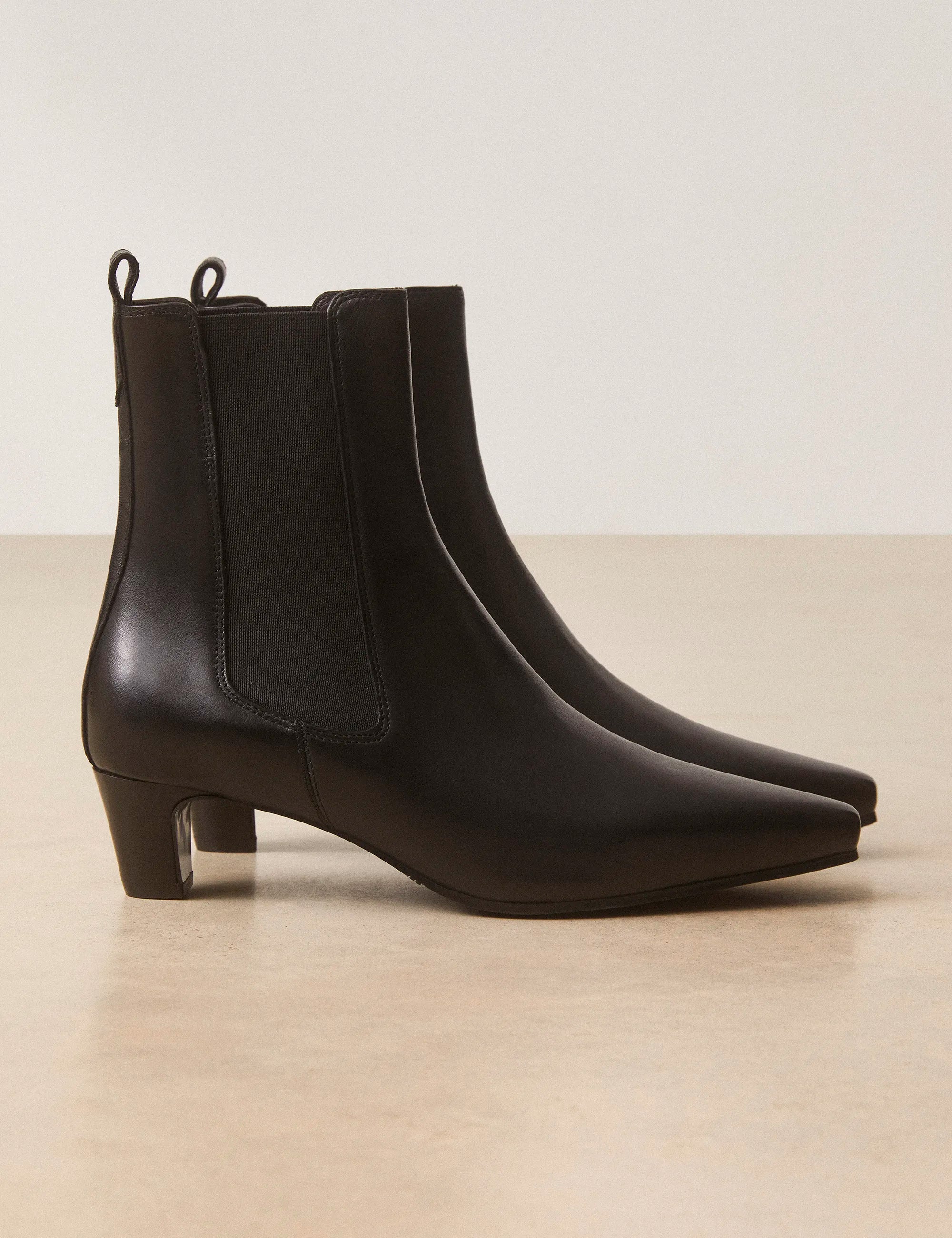 Bottines À Talons Cuir Noir - Numéro 525 - Rivecour