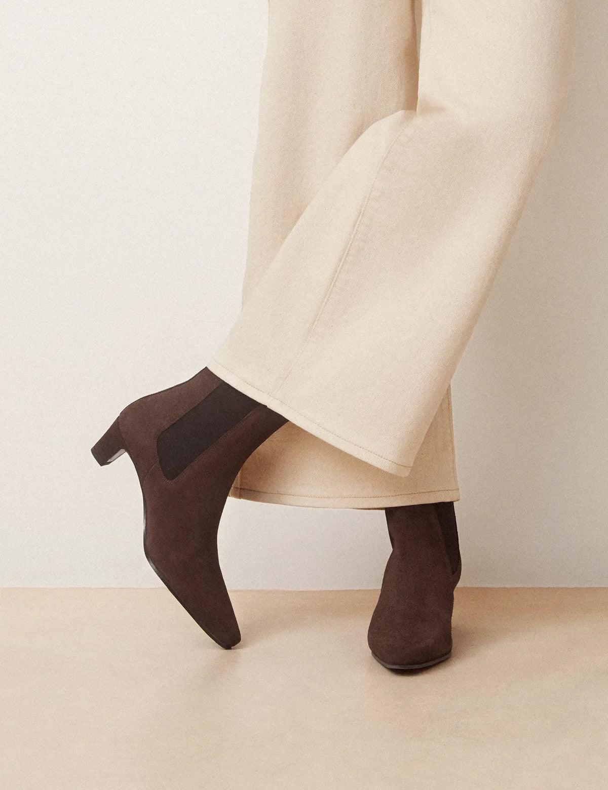 Bottines À Talons Suède Marron Chocolat - Numéro 525 - Rivecour