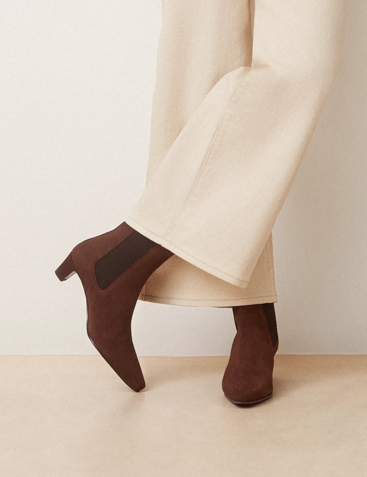 Bottines À Talons Suède Marron Chocolat - Numéro 525 - Rivecour