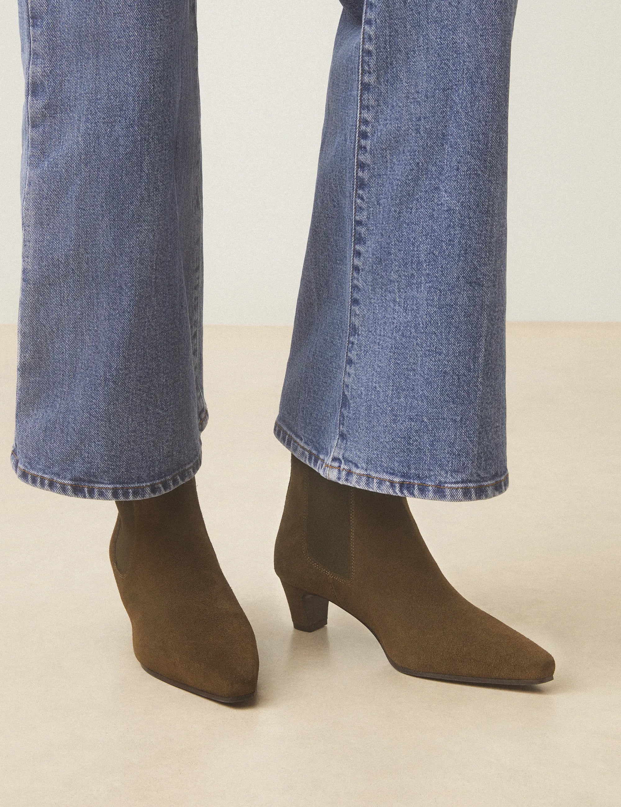 Bottines À Talons Suède Kaki - Numéro 525 - Rivecour
