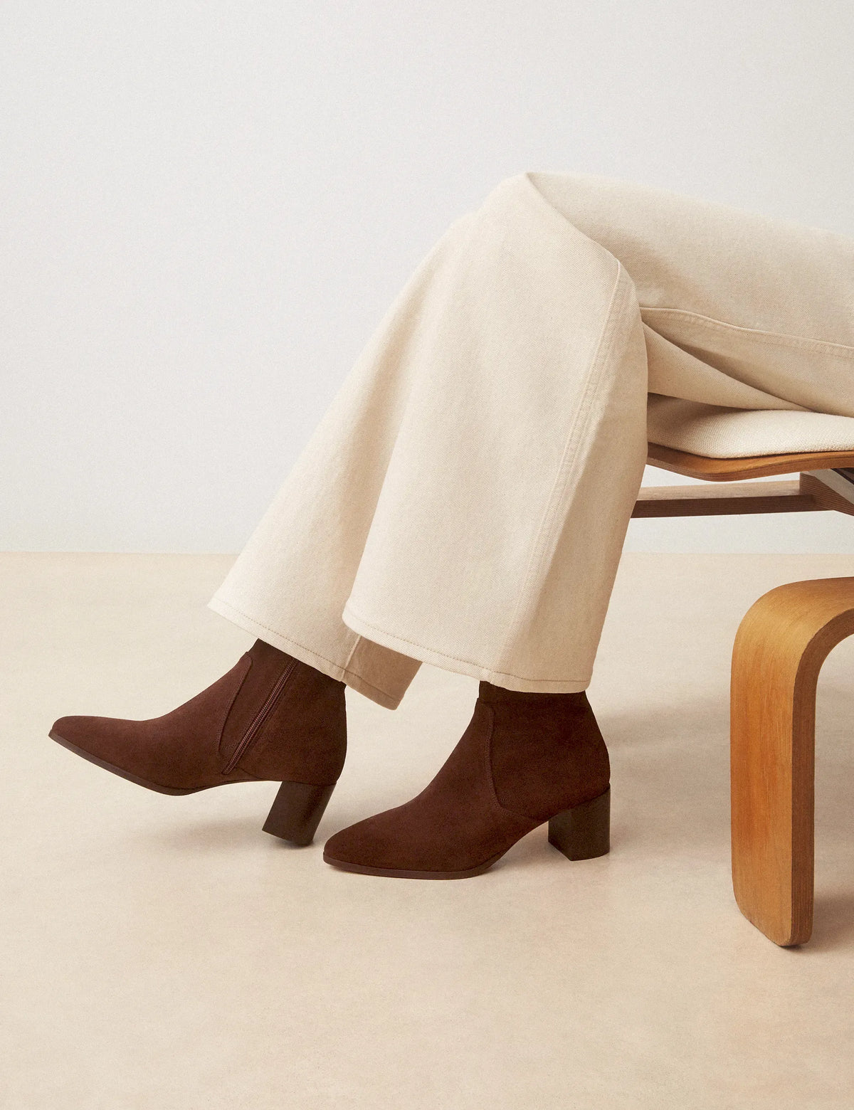 Bottines À Talons Suède Marron Chocolat - Numéro 556 - Rivecour