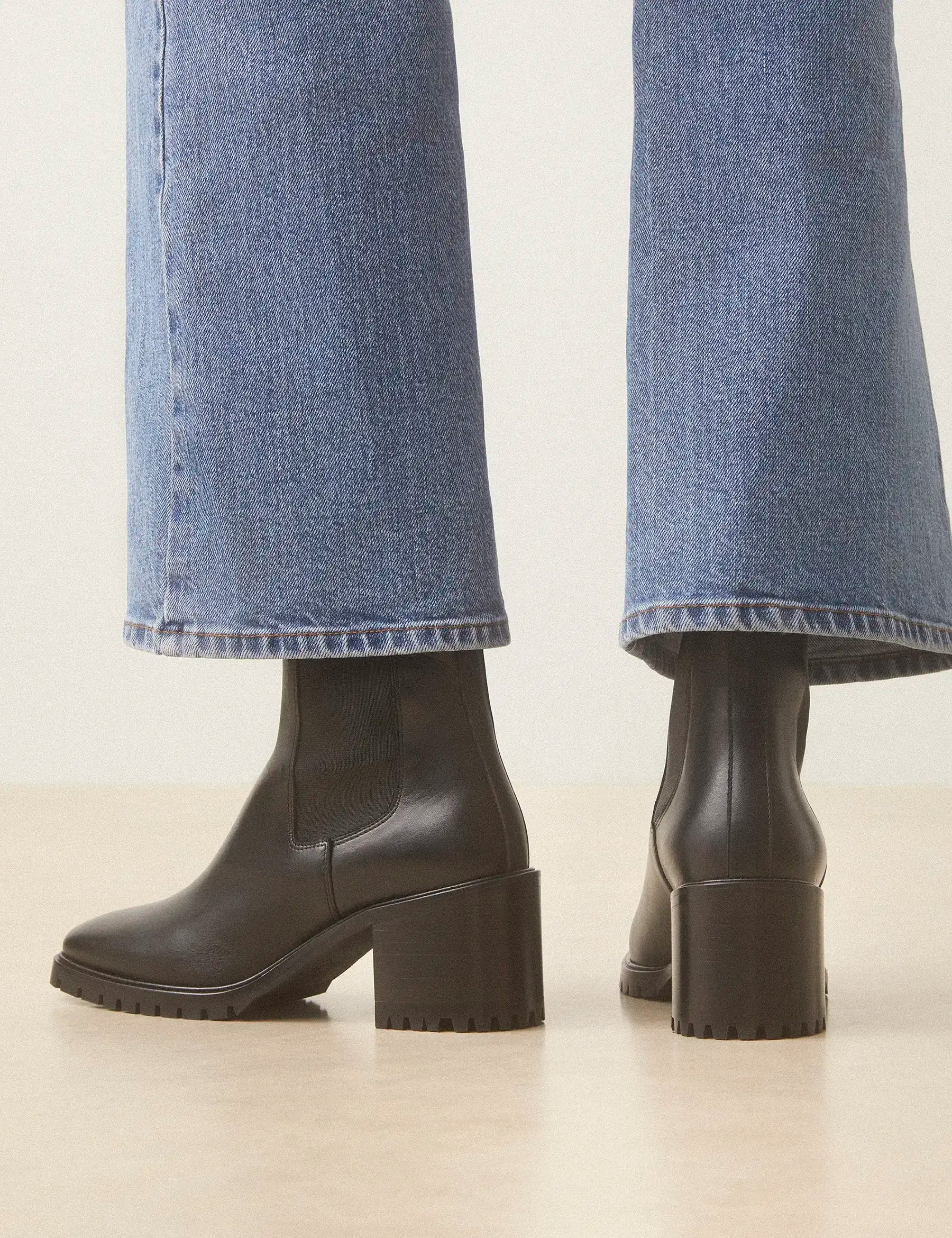 Bottines À Talons Cuir Noir - Numéro 559 - Rivecour