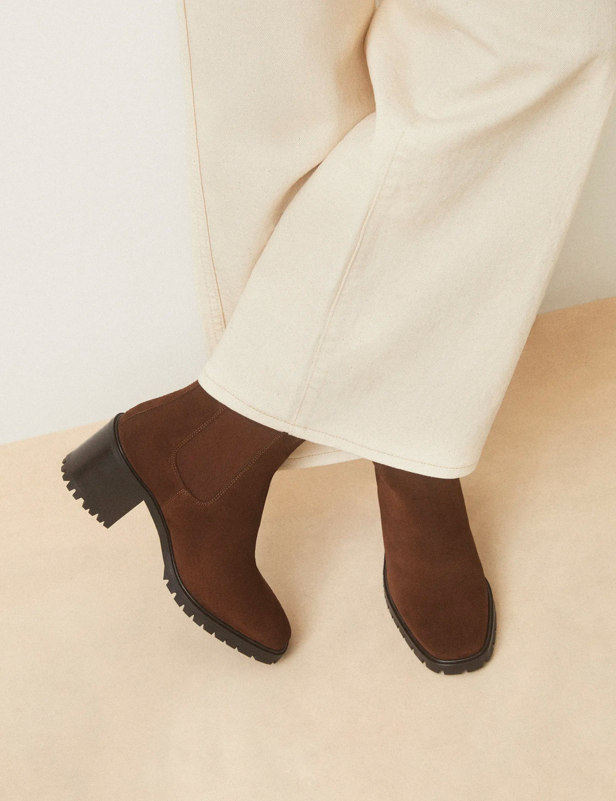 Bottines À Talons Suède Noisette - Numéro 559 - Rivecour