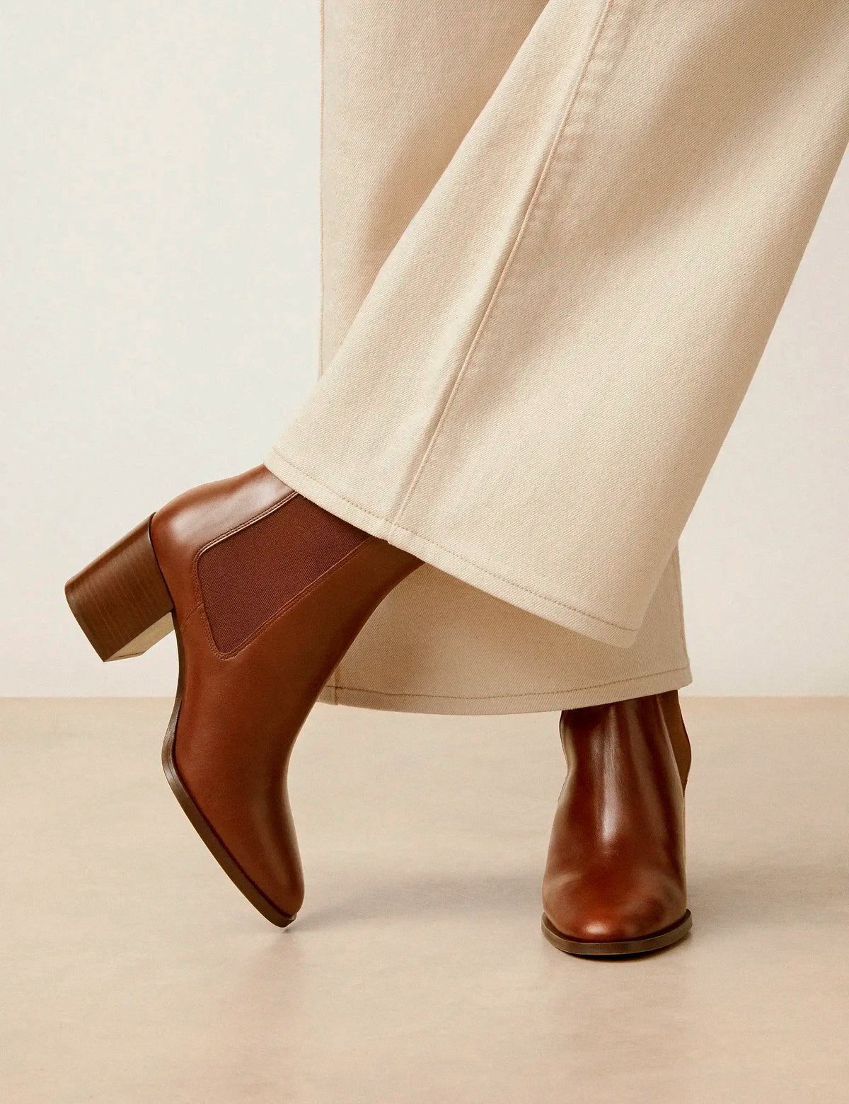 Bottines À Talons Cuir Cognac - Numéro 663 - Rivecour