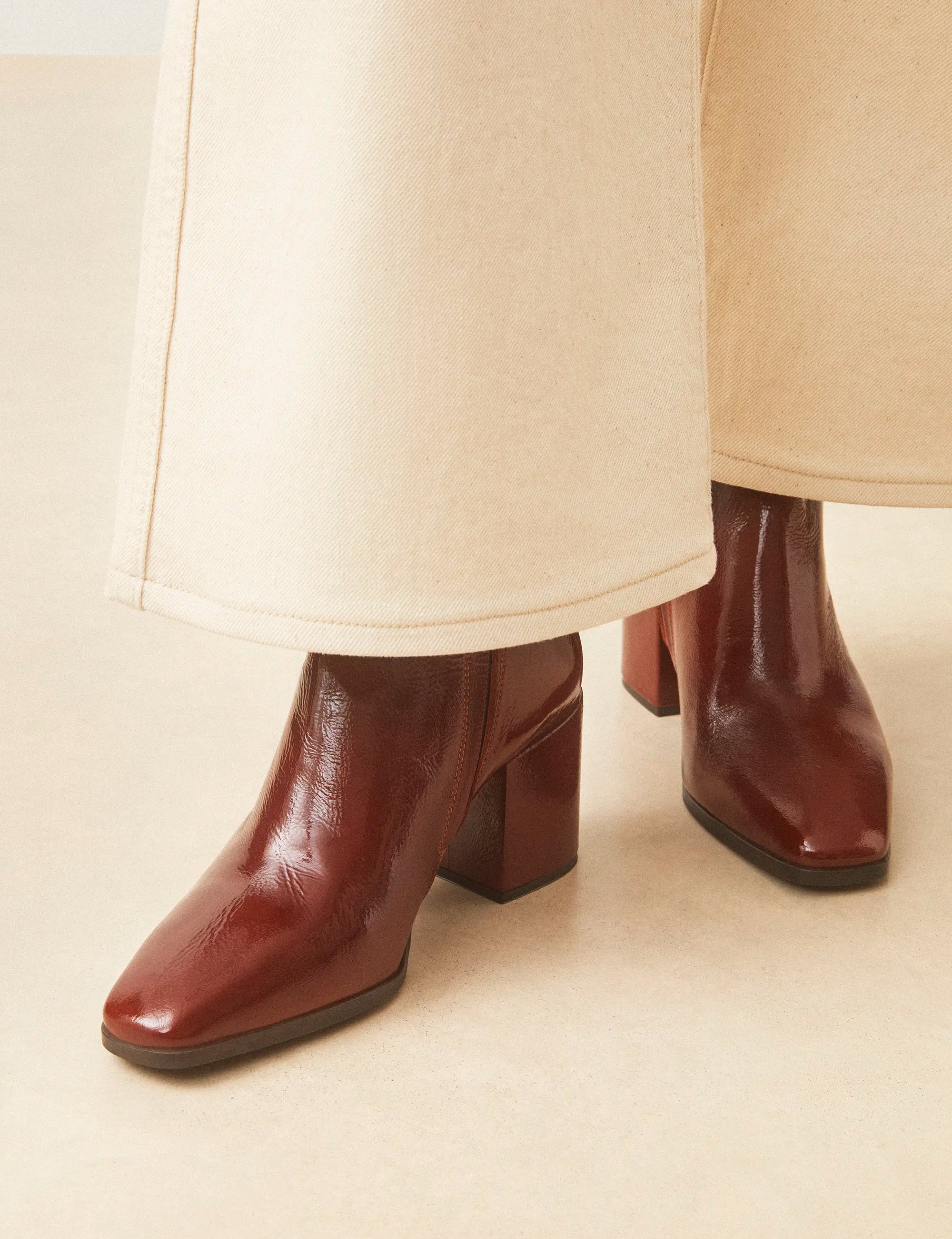 Bottines À Talons Cuir Vernis Cognac - Numéro 670 - Rivecour