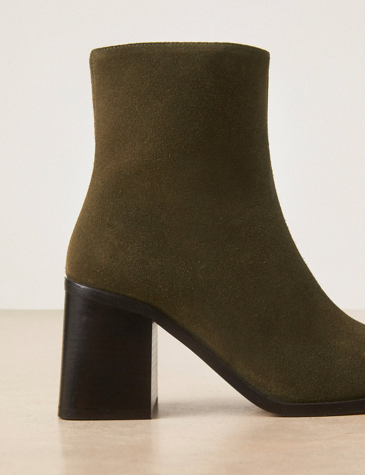 Bottines À Talons Suède Kaki - Numéro 707 - Rivecour
