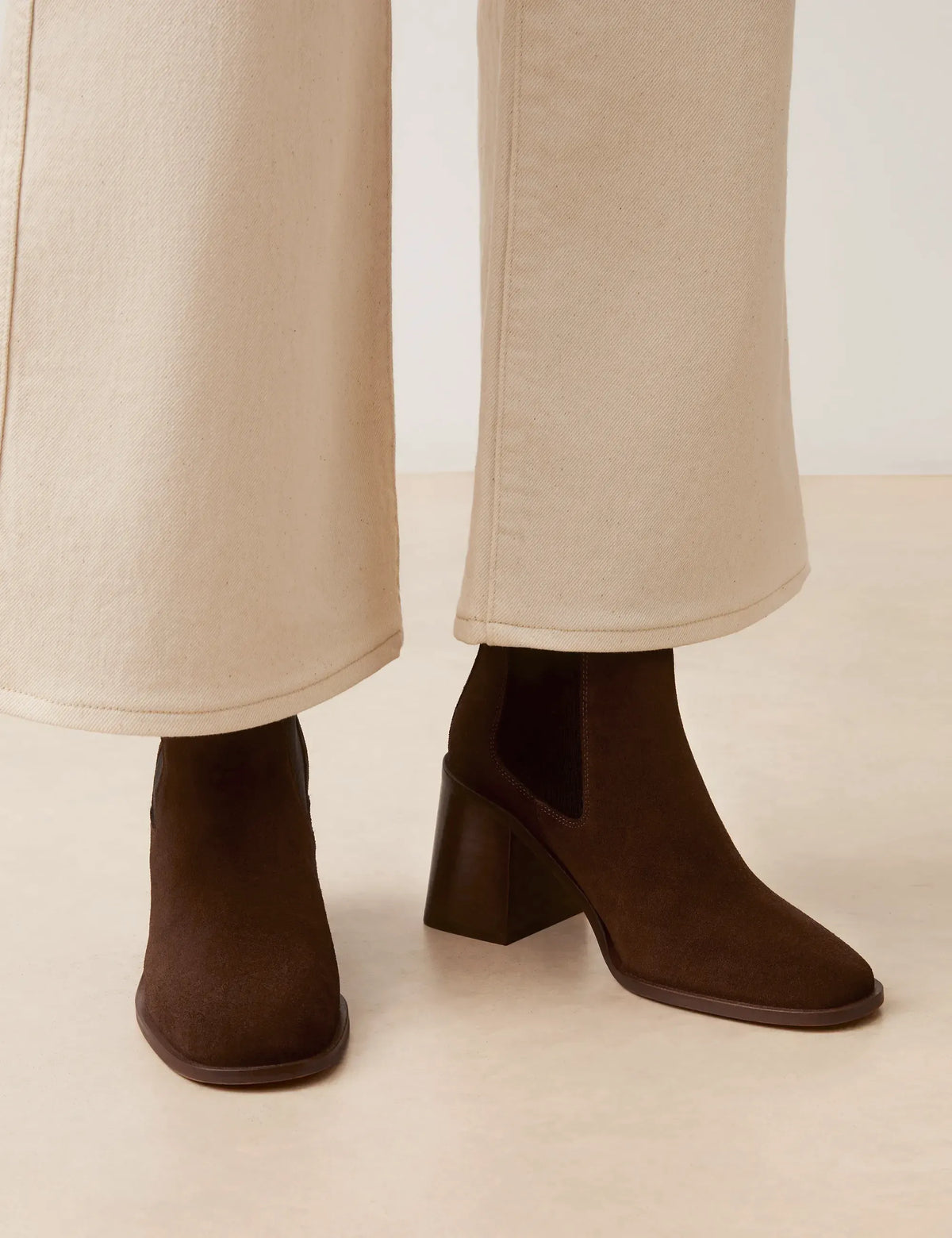Bottines À Talons Suède Noisette - Numéro 708 - Rivecour