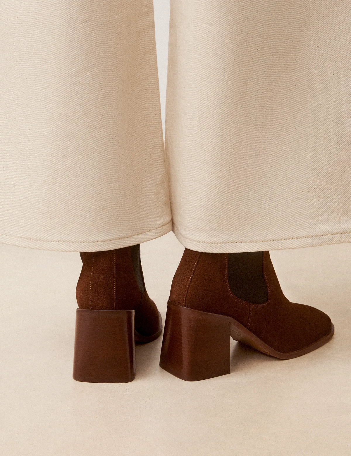 Bottines À Talons Suède Noisette - Numéro 708 - Rivecour