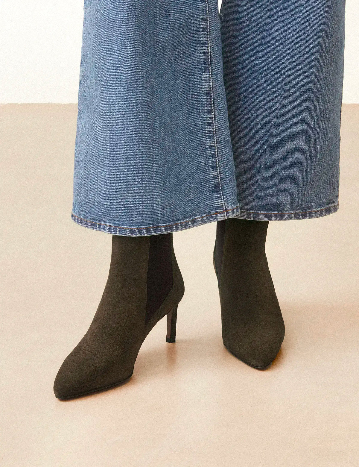 Bottines À Talons Suède Kaki - Numéro 711 - Rivecour