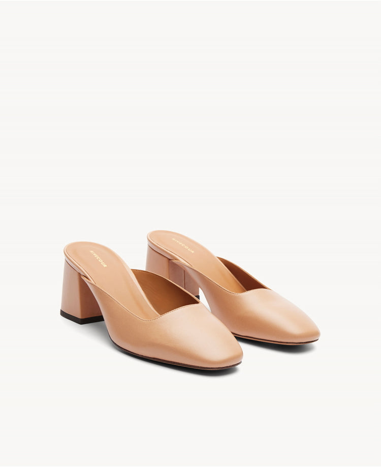 Mules n°604 Camel